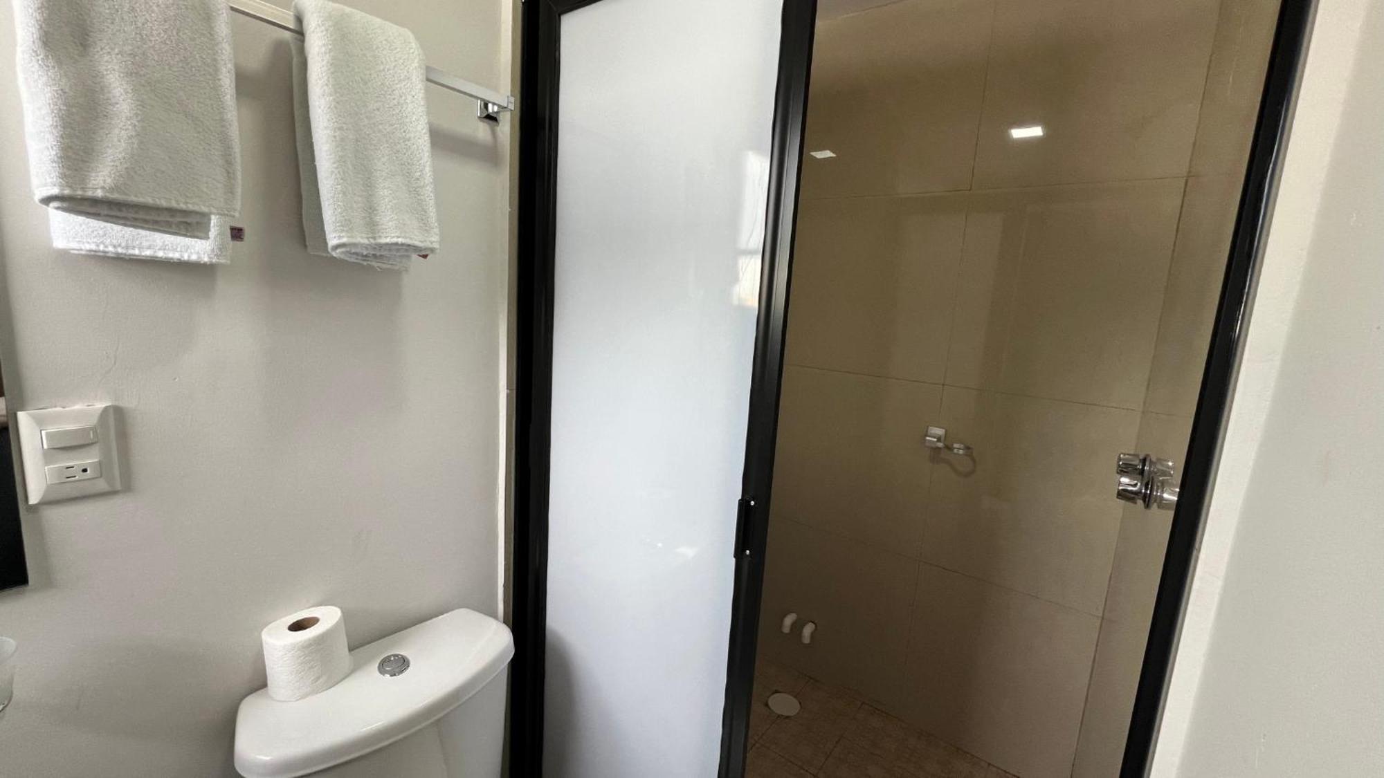Hotel Plazuela Cadereyta Jiménez 外观 照片