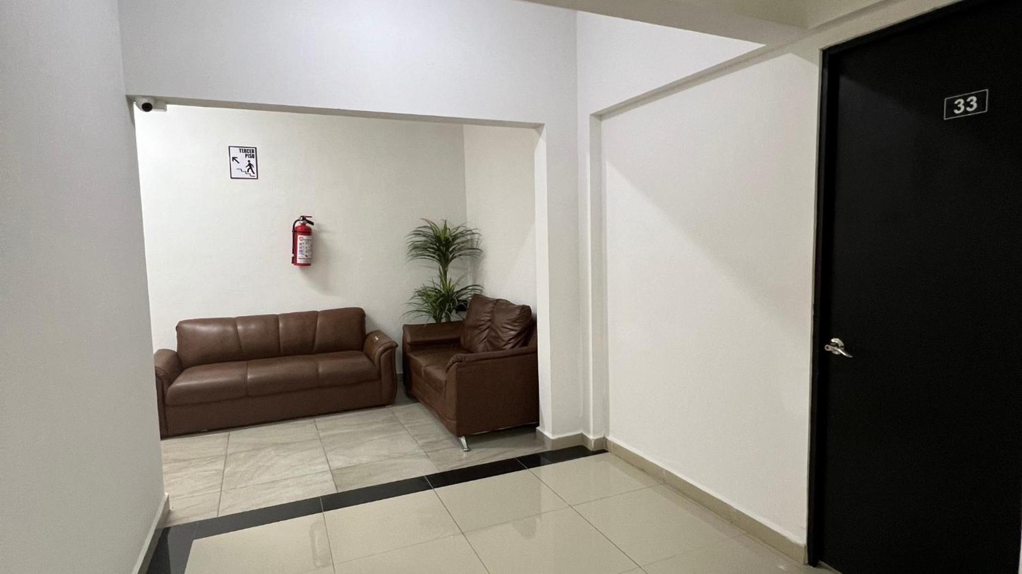 Hotel Plazuela Cadereyta Jiménez 外观 照片